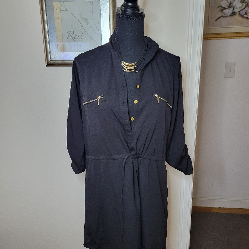Black and gold dress with necklace